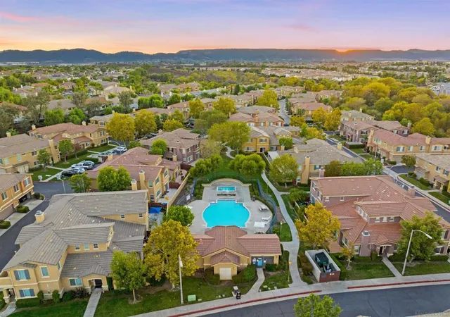 Photo 3 of Condo for sale at 26154 Williams Way #B, Murrieta, CA 92563 | MLS# 2600270SD | Listing updated on 2026-05-22