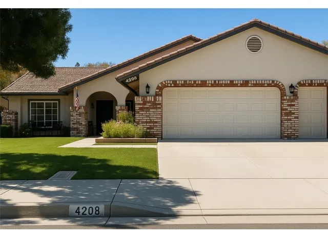 Photo 1 of Sale Pending at 4208 Grandview, Palmdale, CA 93551 | MLS# SR26001309 | Listing updated on 2026-05-26