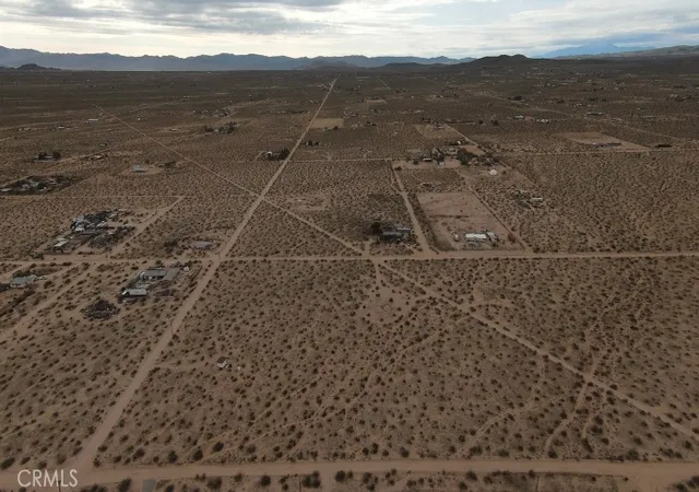 Photo 3 of Land for sale at 60426 Lorraine, Landers, CA 92285 | MLS# JT26002612 | Listing updated on 2026-09-15