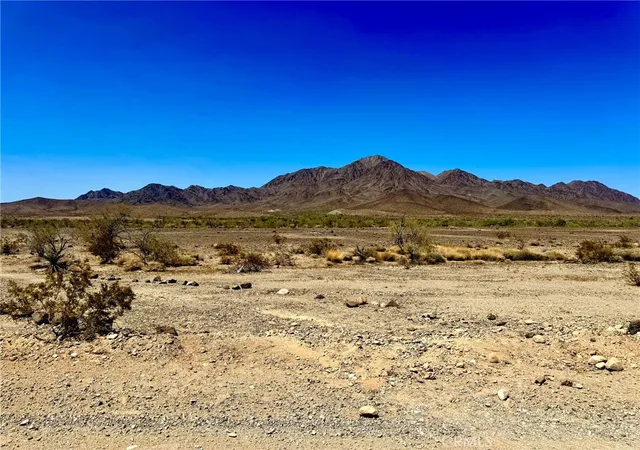 1st image of 0 Apn 004 040 062 000, Unincorporated, CA 00000 | MLS# PW26002634