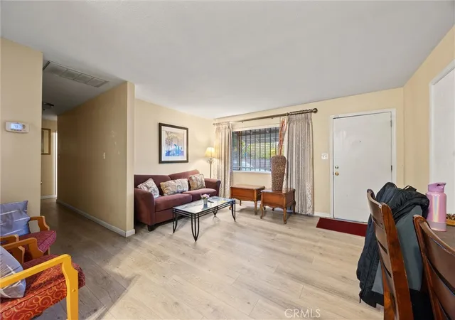 3rd image of 7701 39th, Sacramento, CA 95824 | MLS# SR25268037