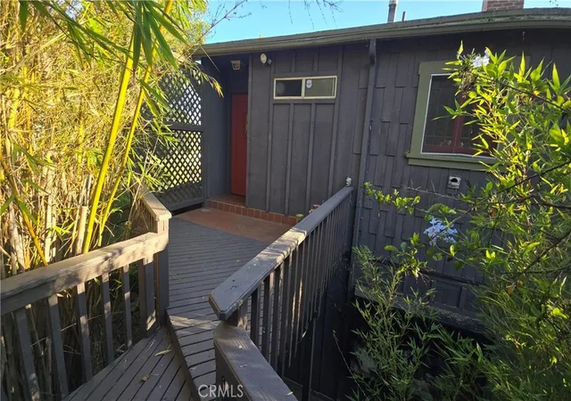 Listing Photo 5 - Condo for sale in building located at 4739 Huntington Dr N, Los Angeles, CA 90032