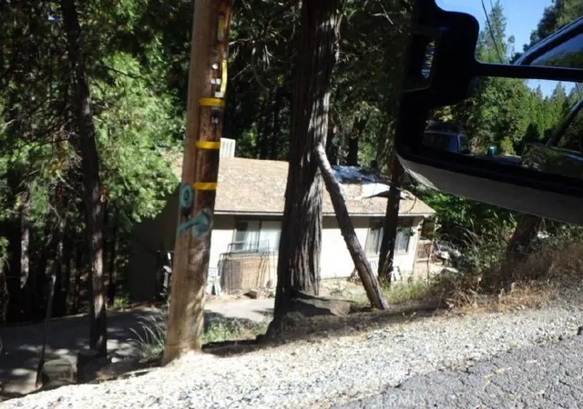 Photo 2 of Single family home for sale at 17166 Smokey River, Sonora, CA 95370 | MLS# SR26002741 | Listing updated on 2026-04-16