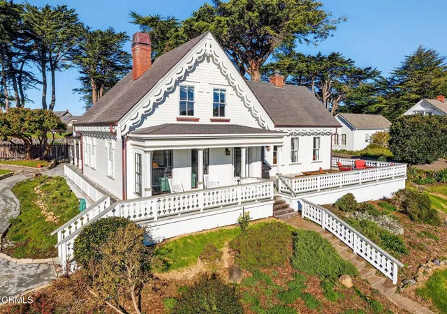 1st image of 44900 Little Lake Rd, Mendocino, CA 95460 | MLS# C1-11230