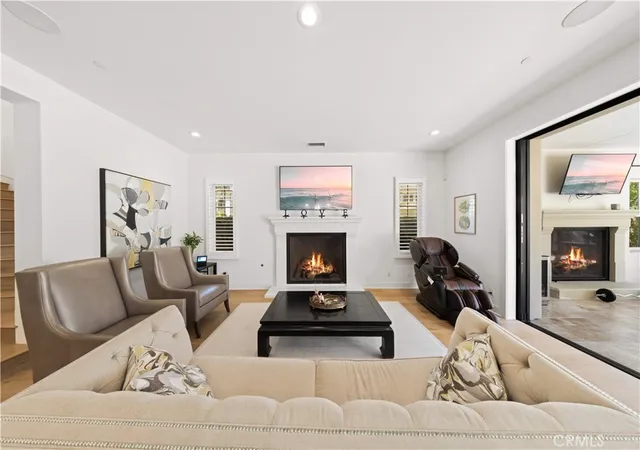 3rd image of 67 Kite, Irvine, CA 92618 | MLS# OC26003106