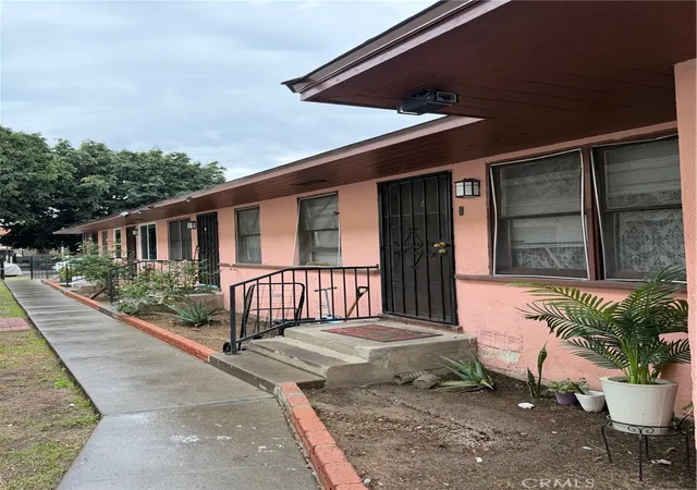 Homes for sale in Long Beach, CA | 1868 Locust, Long Beach, CA 90806 | MLS# PW25281978