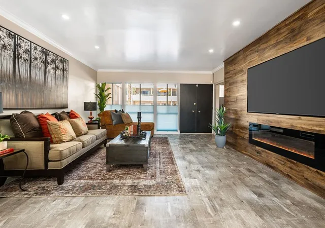 2nd image of 277 E Alejo Rd #119, Palm Springs, CA 92262 | MLS# 219140857DA