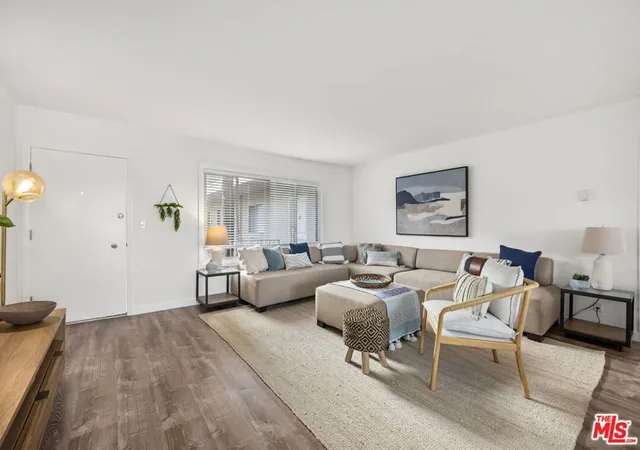 Homes for sale in Santa Monica, CA | 2002 4th St #211, Santa Monica, CA 90405 | MLS# 26633181
