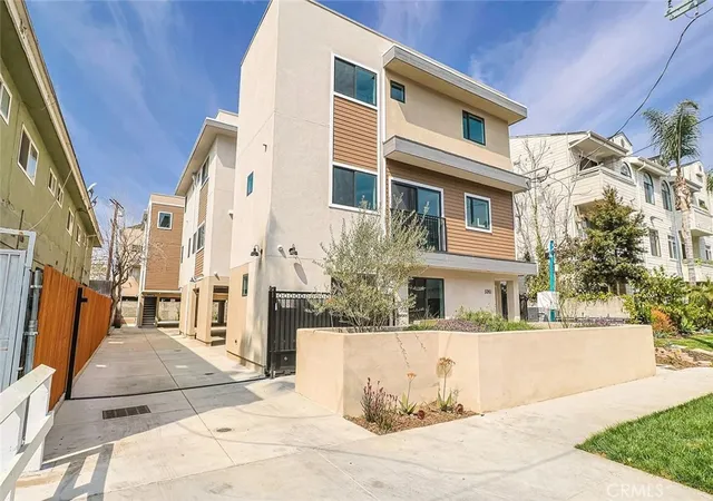 1st image of 5261 Harmony Ave, North Hollywood, CA 91601 | MLS# AR26003742