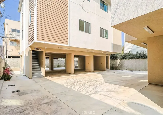 4th image of 5261 Harmony Ave, North Hollywood, CA 91601 | MLS# AR26003742