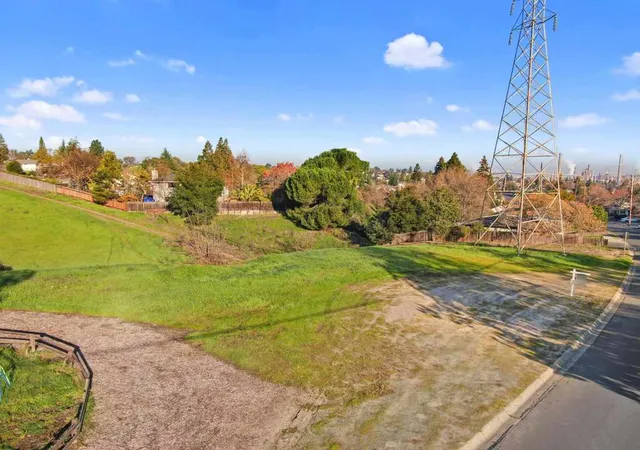 4th image of 0 Palm Ave, Martinez, CA 94553 | MLS# 41120190