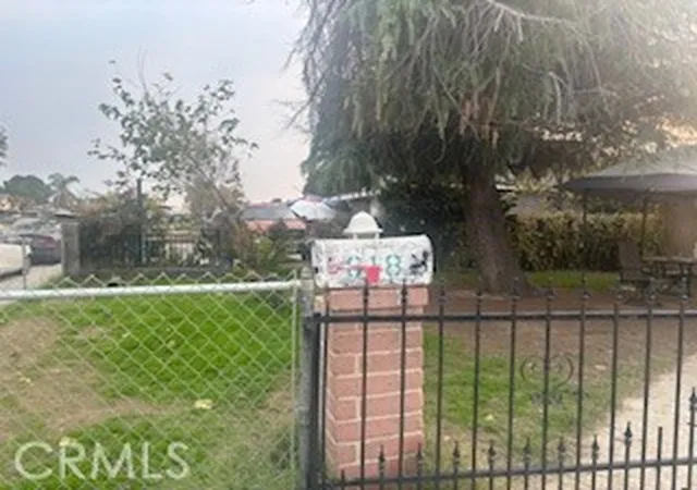 4th image of 618 Bates Ave, Bakersfield, CA 93307 | MLS# CV26003263