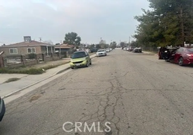 6th image of 618 Bates Ave, Bakersfield, CA 93307 | MLS# CV26003263