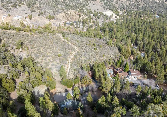 5th image of 0 Timberline Dr, Wrightwood, CA 92397 | MLS# 250046392SD