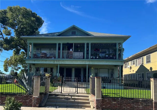 1st image of 2955 Van Buren Pl, Los Angeles, CA 90007 | MLS# DW26004405