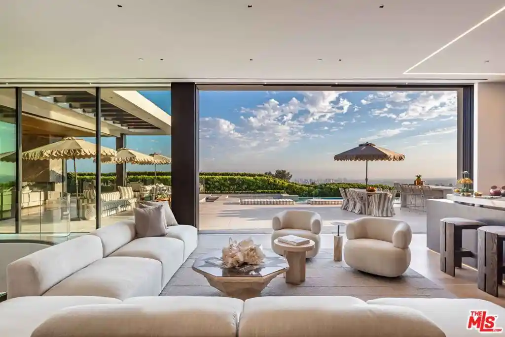 Photo 1 of Mansion for sale at 9259 Robin Dr, Los Angeles, CA 90069 | MLS# 26635065 | Listing updated on 2026-10-27