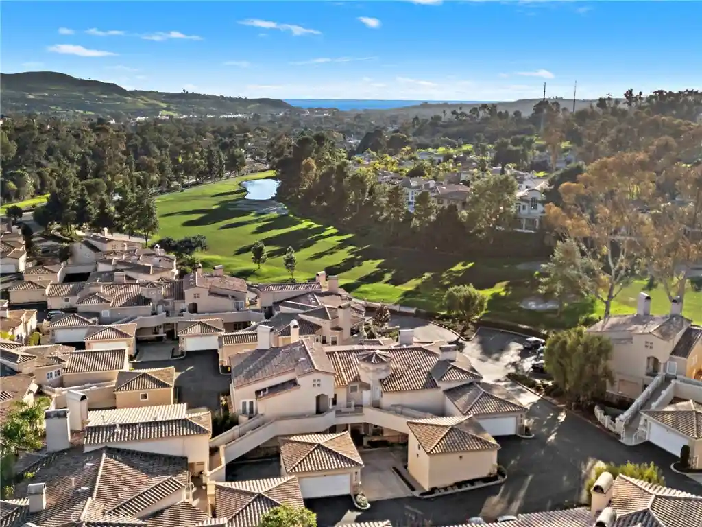 Listing Photo 1 - Condo for sale in 53 Plz Brisas located at 53 Plz Brisas, San Juan Capistrano, CA 92675 - Unit 53 Plz Brisas