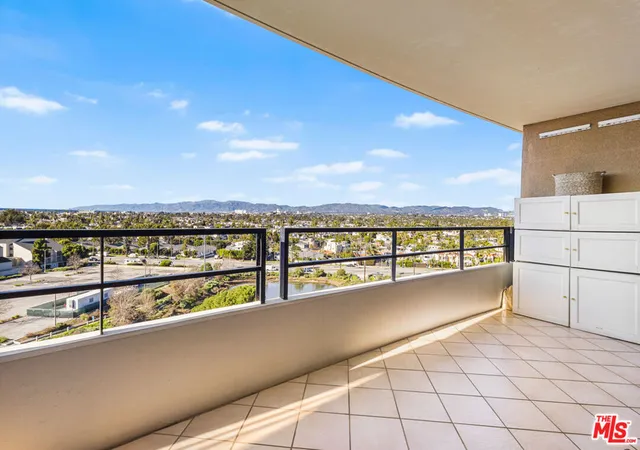 4th image of 4265 Marina City Dr, Marina Del Rey, CA 90292