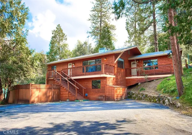 Photo 1 of Single family home for sale at 42583 Shady Ln, Oakhurst, CA 93644 | MLS# FR26005193 | Listing updated on 2026-09-09