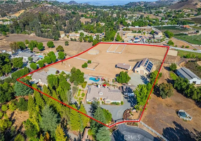 Photo 2 of Single family home for sale at 19315 Avenida Cordoba, Murrieta, CA 92562 | MLS# SW26005013 | Listing updated on 2026-10-11