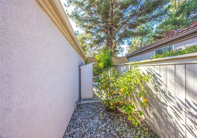 Homes for sale in Murrieta, CA | 40717 Corte Albara, Murrieta, CA 92562 | MLS# CV26005352