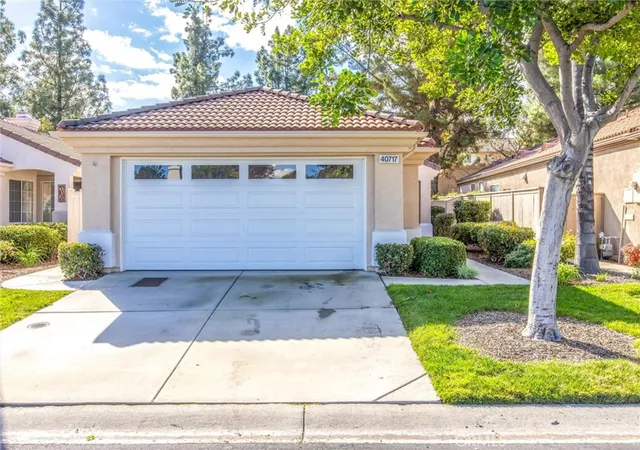 Homes for sale in Murrieta, CA | 40717 Corte Albara, Murrieta, CA 92562 | MLS# CV26005352