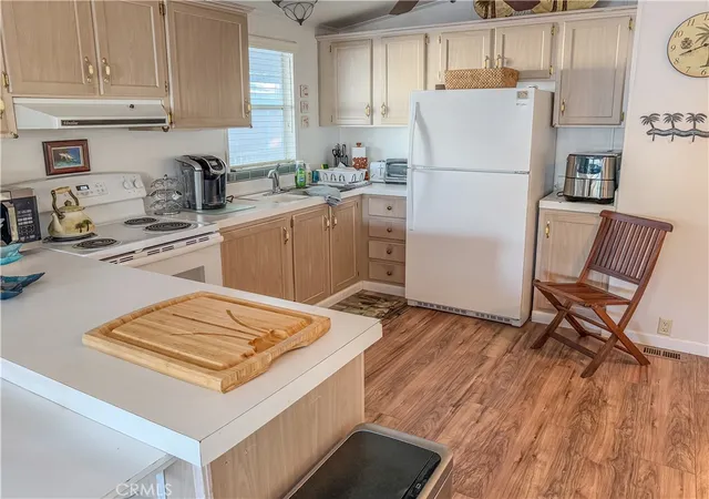 Photo 4 of Manufactured home for sale at 547 Channel Way, Needles, CA 92363 | MLS# JT26005368 | Listing updated on 2026-06-25