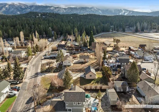 4th image of 913 Mount Doble Dr, Big Bear City, CA 92314 | MLS# 219141117PS