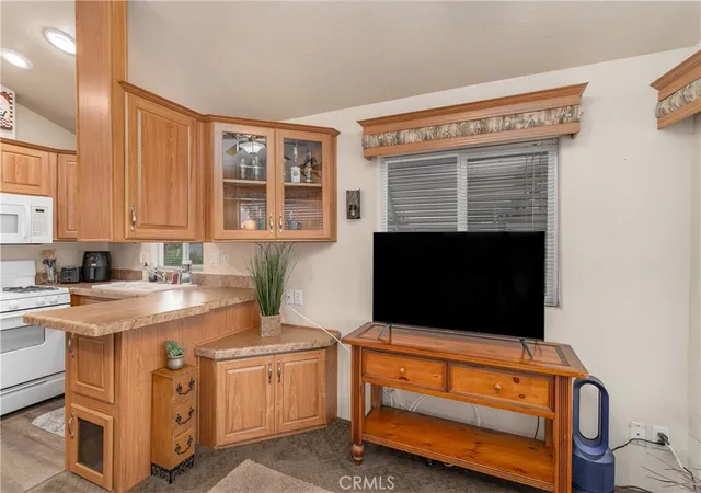Photo 4 of Manufactured home for sale at 1295 S 205 Cawston, Hemet, CA 92545 | MLS# SW25276491 | Listing updated on 2026-06-12