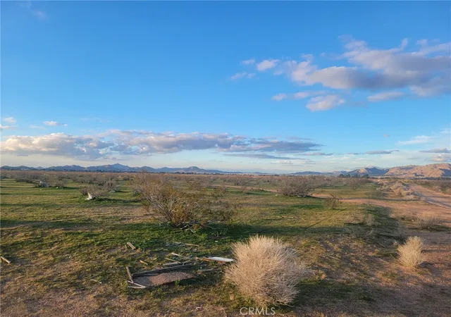 1st image of 0 Pahute Rd, Apple Valley, CA 92307 | MLS# HD26005960