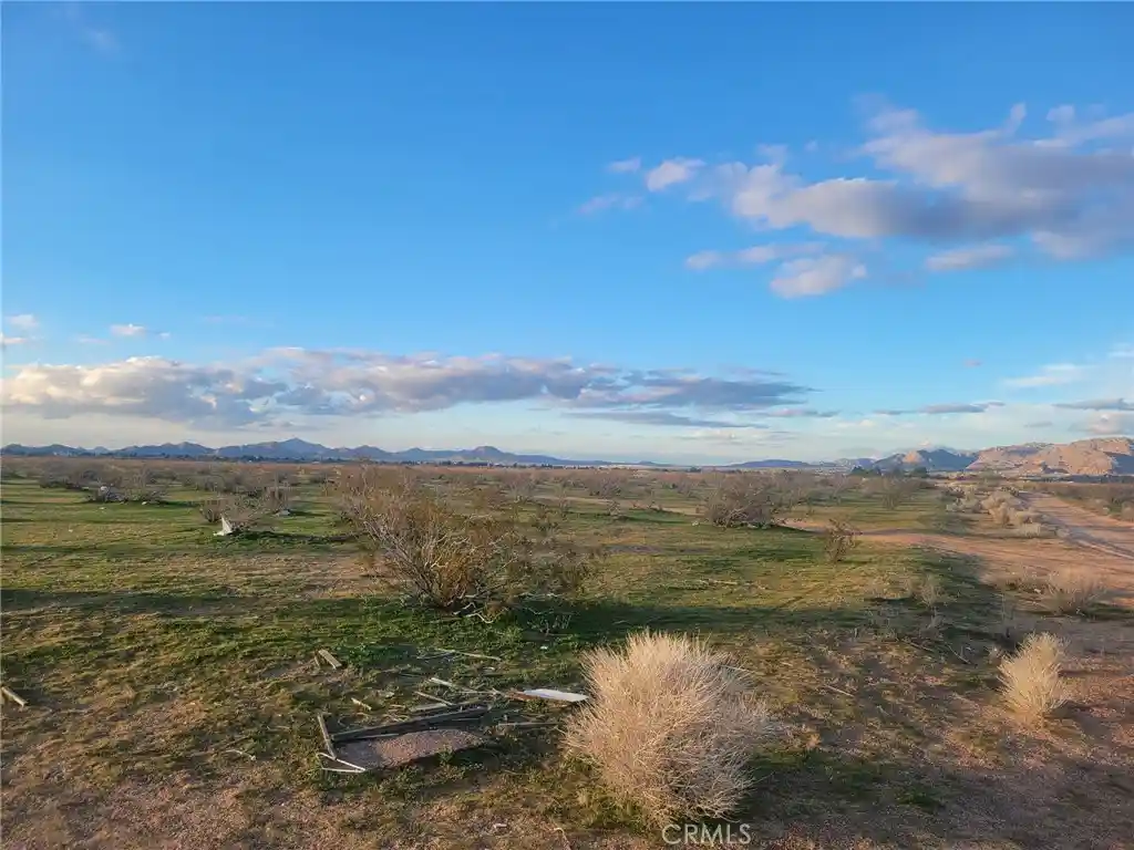 Photo 1 of Land for sale at 0 Pahute Rd, Apple Valley, CA 92307 | MLS# HD26005960 | Listing updated on 2026-10-26