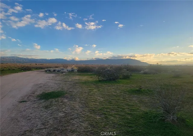 4th image of 0 Pahute Rd, Apple Valley, CA 92307 | MLS# HD26005960