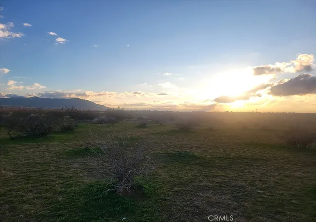 5th image of 0 Pahute Rd, Apple Valley, CA 92307 | MLS# HD26005960