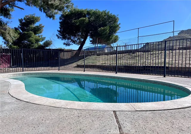 4th image of 40020 176Th St E, Palmdale, CA 93591 | MLS# SR26003999