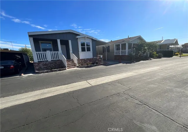 Photo 3 of Manufactured home for sale at 161 E Orangethorpe Ave #163, Placentia, CA 92870 | MLS# OC26005767 | Listing updated on 2026-10-03
