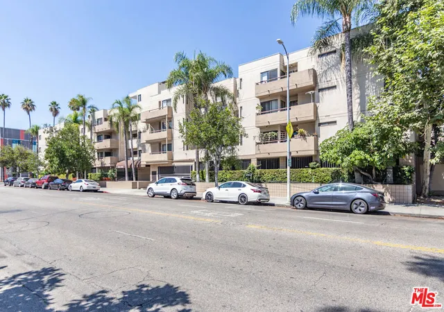 Listing Photo 1 - Condo for sale in building located at 435 S Virgil Ave, Los Angeles, CA 90020 - Unit #314