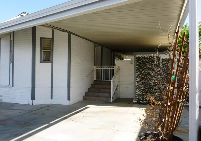 Photo 3 of Manufactured home for sale at 84136 Ave 44 #334, Indio, CA 92203 | MLS# 219141126DA | Listing updated on 2026-04-01