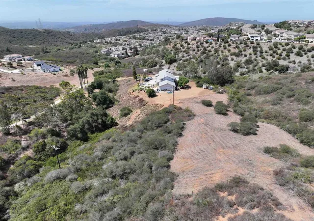 image of 0 Golden Eagle Trl, San Marcos, CA 92078 | MLS# NDP2600314