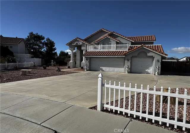 1st image of 20404 Half Moon Ct, Apple Valley, CA 92308 | MLS# HD26004752