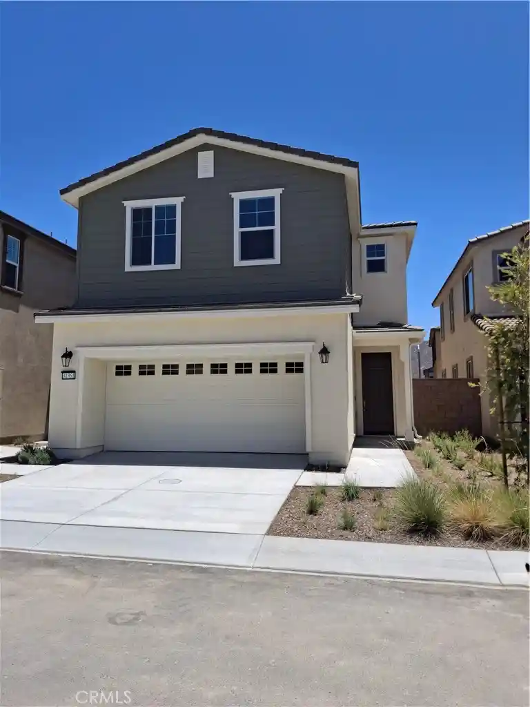 Listing Photo 10 - Condo for sale in 31351 Siskiyou Ct located at 31351 Siskiyou Ct, Winchester, CA 92596 - Unit 31351 Siskiyou Ct