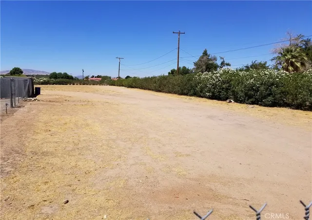 3rd image of 38447 26th E, Palmdale, CA 93550 | MLS# SR26006763