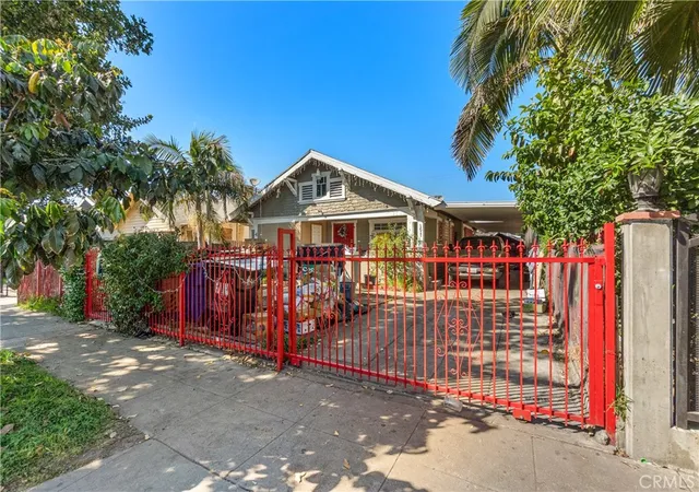 1st image of 1611 46th, Los Angeles, CA 90062 | MLS# SB26005267