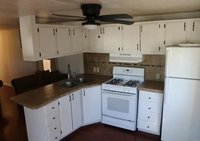 Homes for sale in Fallbrook, CA | 1455 Alturas Rd #89, Fallbrook, CA 92028 | MLS# NDP2600342