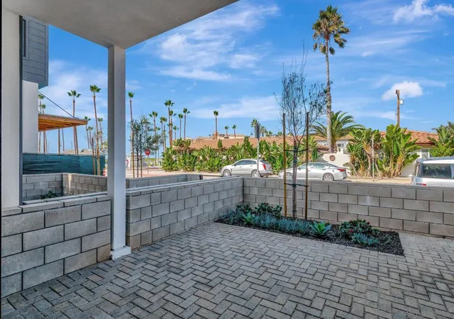 Homes for sale in Imperial Beach, CA | 109 Daisy Ave, Imperial Beach, CA 91932 | MLS# 2600816SD