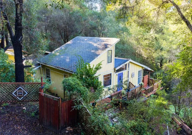 Photo 1 of Single family home for sale at 400 Red Hawk Ln, Aptos, CA 95003 | MLS# ML82030070 | Listing updated on 2026-10-30