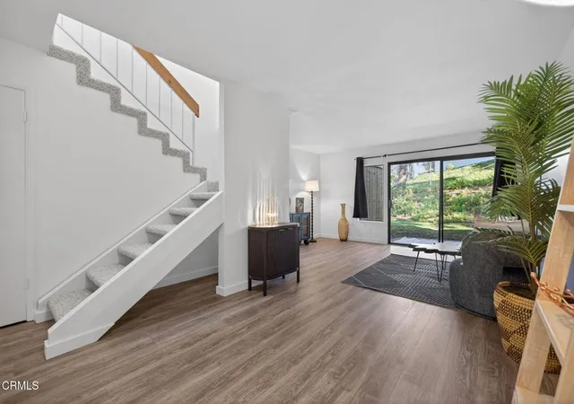 5th image of 969 Miramonte Dr, Santa Barbara, CA 93109