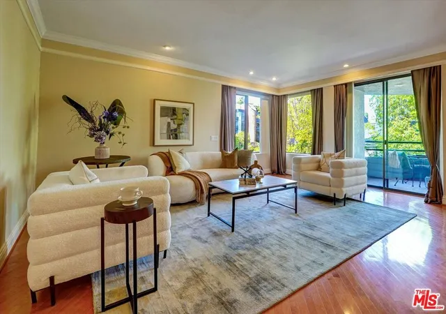 Homes for sale in Encino, CA | 4752 Park Encino Ln #212, Encino, CA 91436 | MLS# 26633045