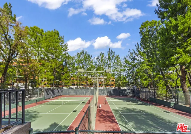 Homes for sale in Encino, CA | 4752 Park Encino Ln #212, Encino, CA 91436 | MLS# 26633045
