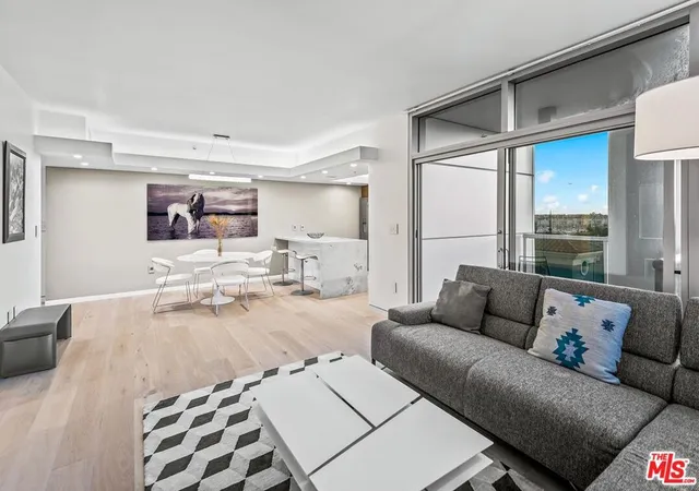 4th image of 13700 Marina Pointe Dr #617, Marina Del Rey, CA 90292 | MLS# 26634283