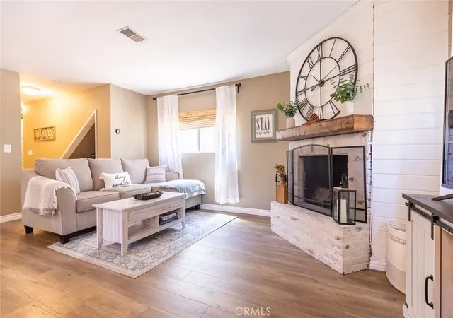Photo 3 of Single family home for sale at 846 Maple Ln, Sugarloaf, CA 92386 | MLS# SR26007729 | Listing updated on 2026-05-07
